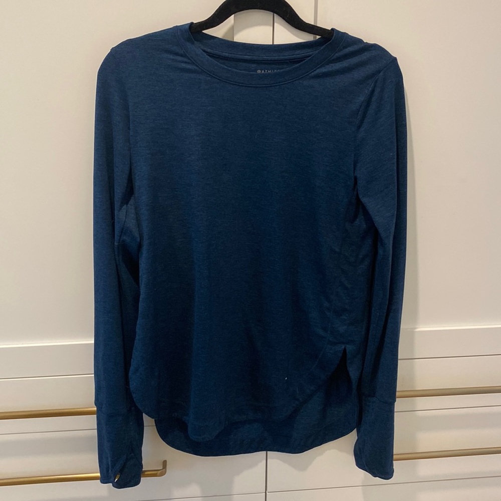 Athleta blue top